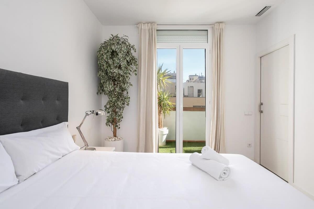 Paseo De Gracia Modern 4bd With Terrace Appartamento