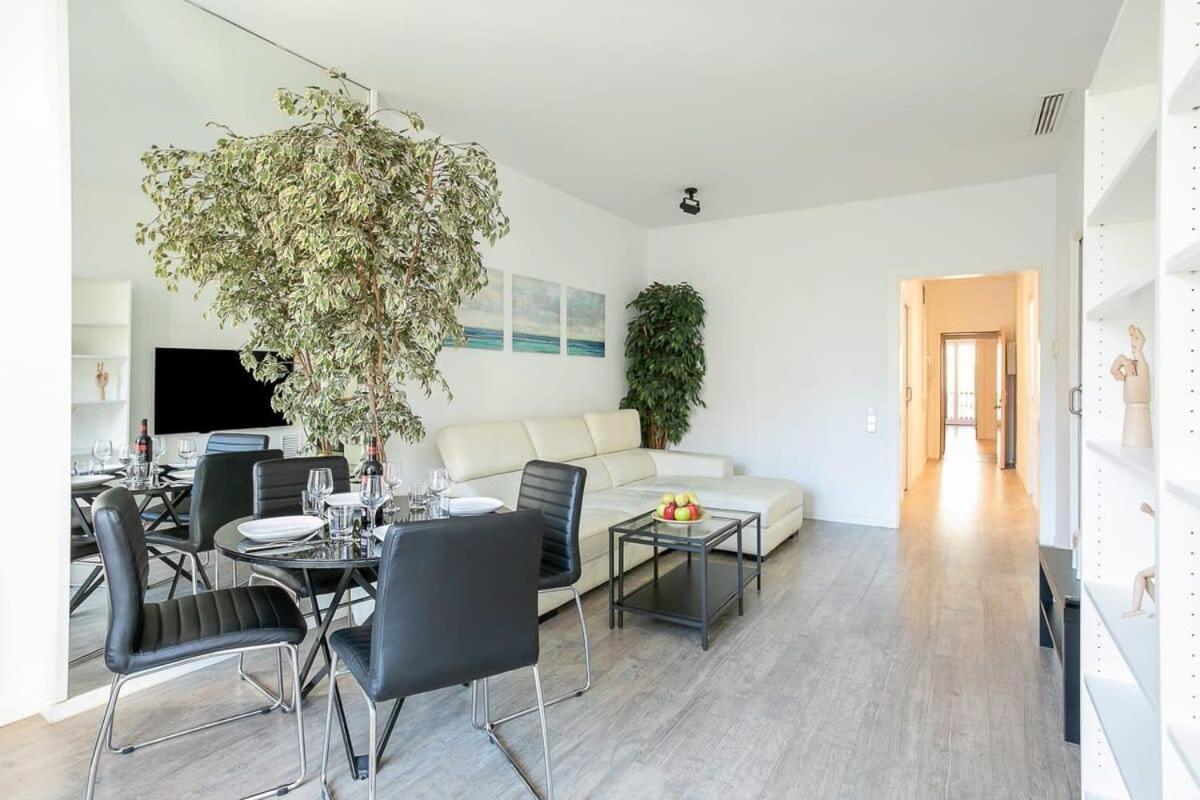 Paseo De Gracia Modern 4bd With Terrace * Barcellona
