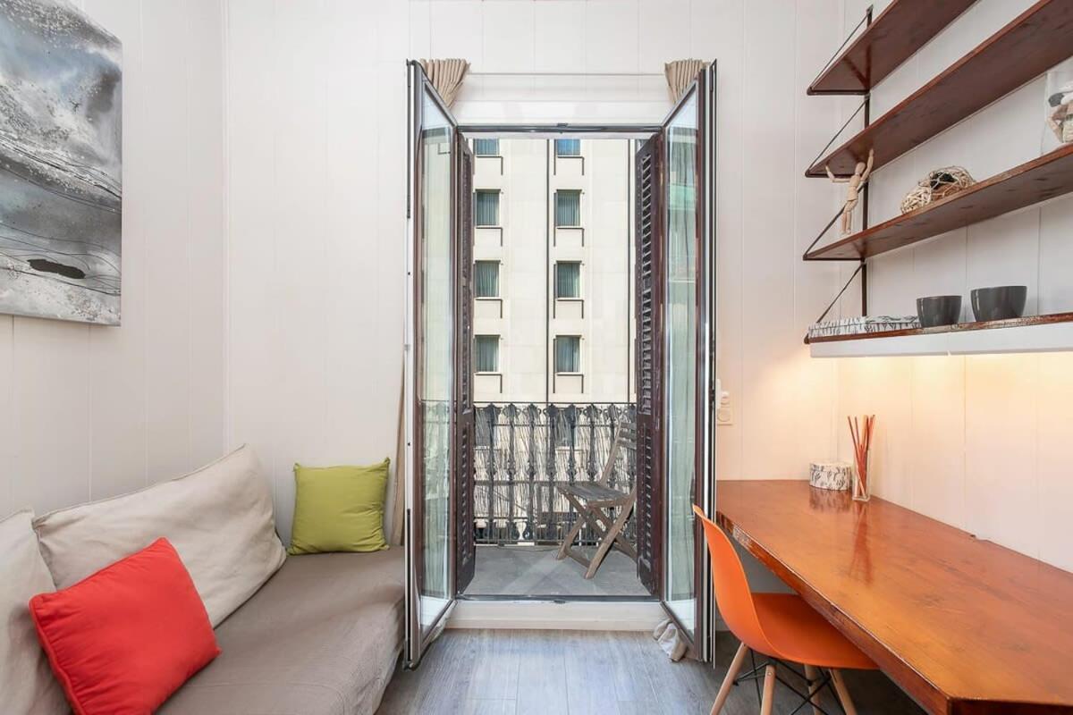 Paseo De Gracia Modern 4bd With Terrace Barcellona
